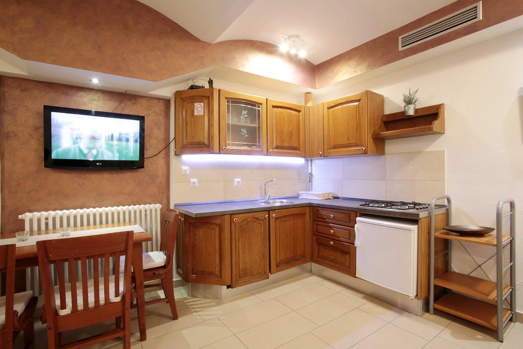 Carla Studio Apartment Zagreb Bilik gambar